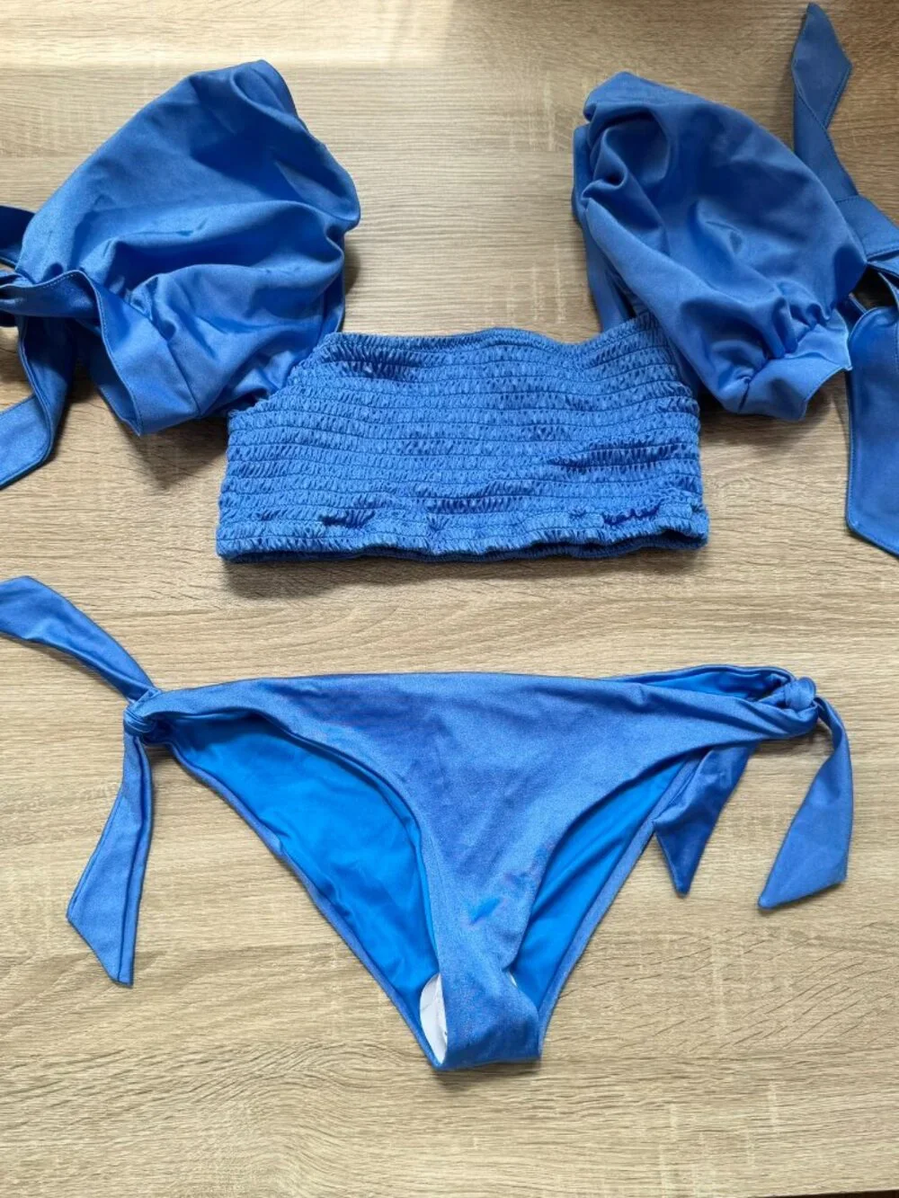 New Agua Bendita Two-Piece Bikini Set Blue Size Medium